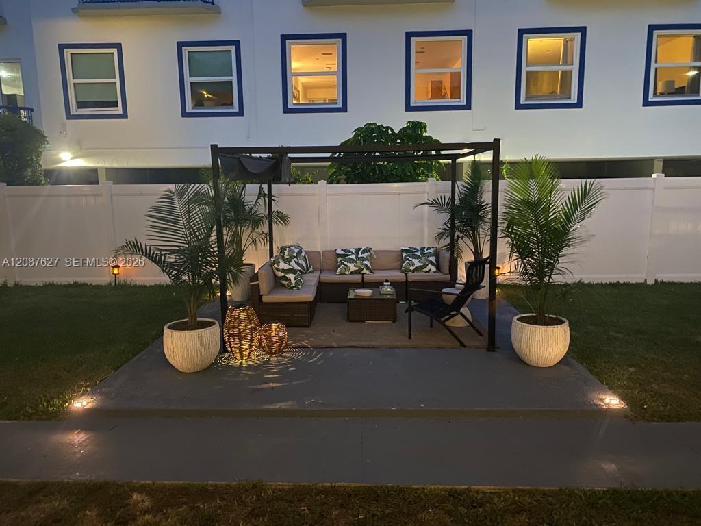 Foto del edificio - 1135 101st St