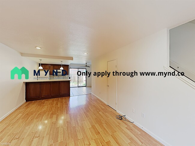 Building Photo - 38627 Cherry Ln