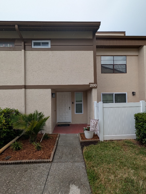 Building Photo - 9209 Seminole Blvd