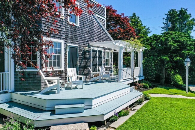 Foto del edificio - 9 Lawrence Ave