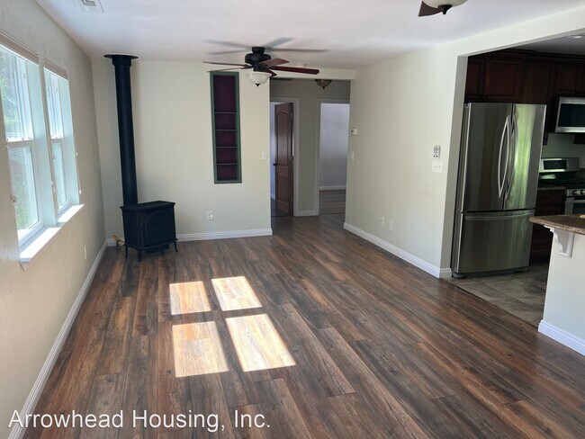 Foto del edificio - 2 br, 1 bath House - 2920 Bedford Ave