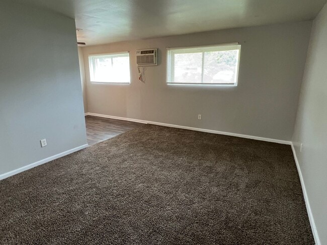 Photo - Warren Park 2 Bedroom Apartment with Balcony