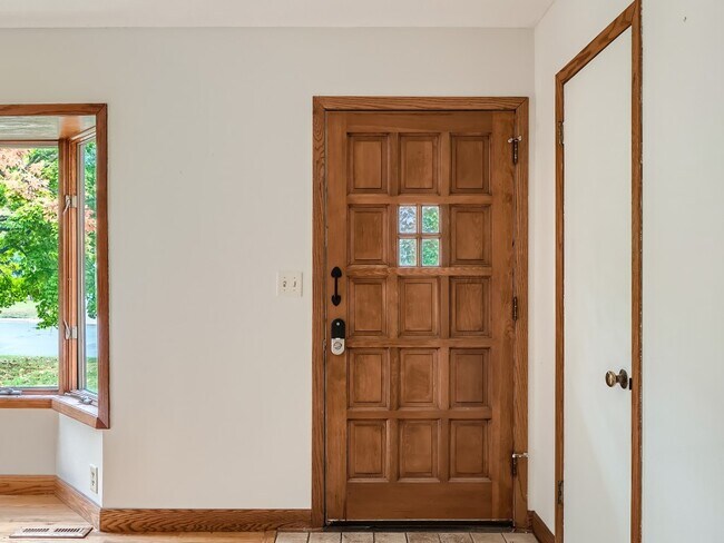 Foto del edificio - 8840 Morris Rd