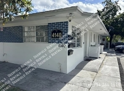 Building Photo - 4111 SW 24th Ct