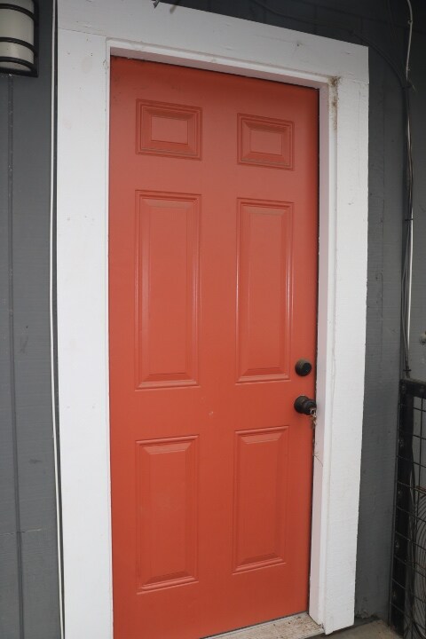 Building Photo - 143 N F St