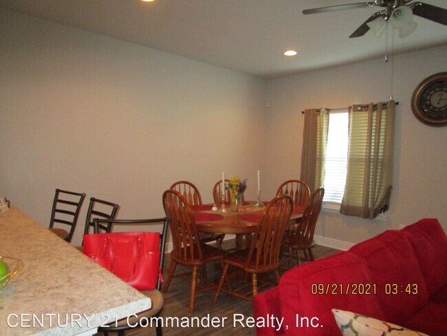 Building Photo - 3 br, 2.5 bath House - 5749 Callaway Cir