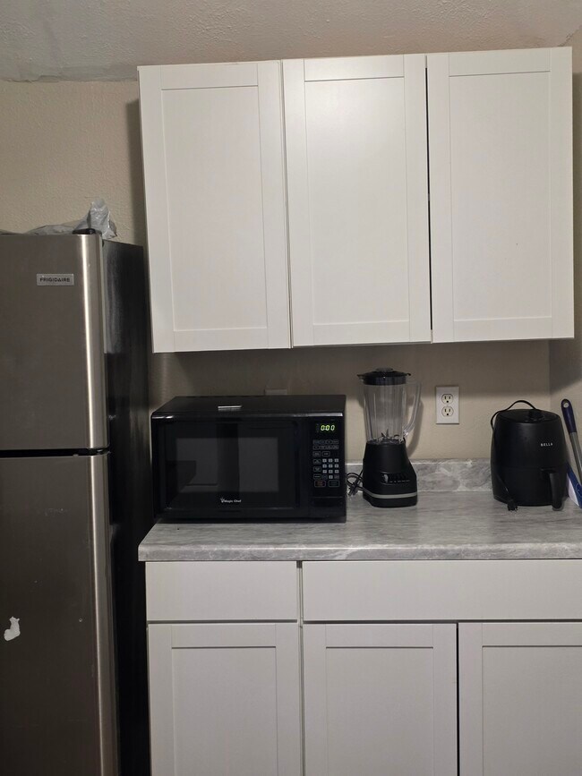 cocina - 383 Canisteo St