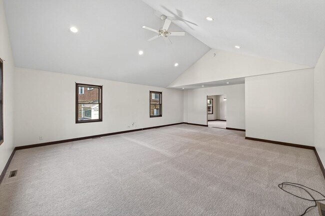 Foto del edificio - 6 month lease Spacious, 5bd, 2.5 renovated home in Midway!! AVAILABLE NOW