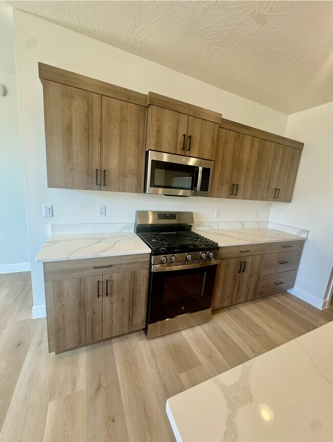 Foto del edificio - 4208 S Crimson Cir