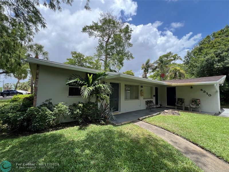 Foto principal - 4310 NW 21st Ave