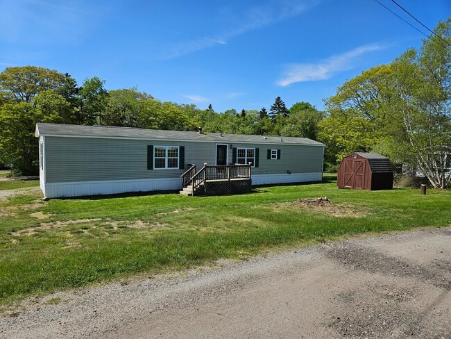 Building Photo - 12 Eider Rd