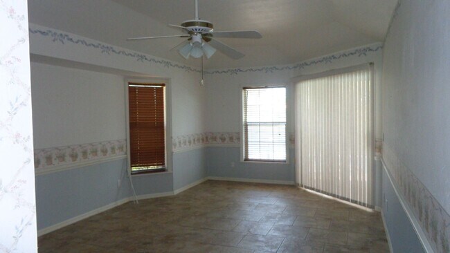 Building Photo - 1207 NW 18th St