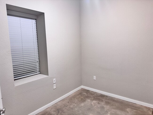 Building Photo - The Madison - Downtown Waco