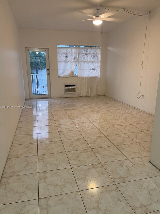 Foto del edificio - 620 76th St