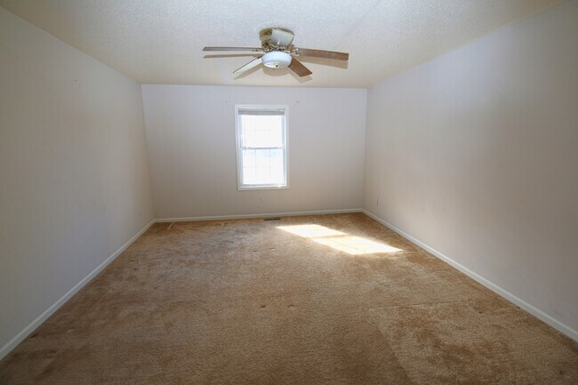 Foto del edificio - 407 SW Hoke Ln