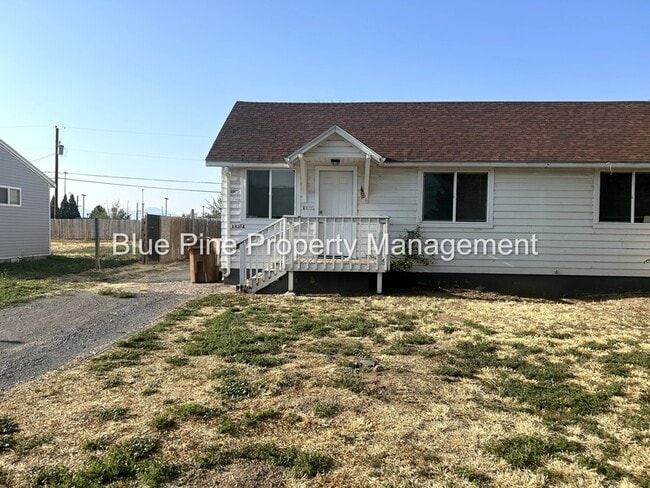 Building Photo - 143 Parrish Ln