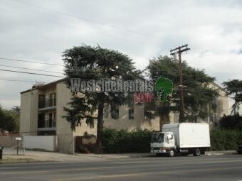 Primary Photo - 6504 Vineland Ave