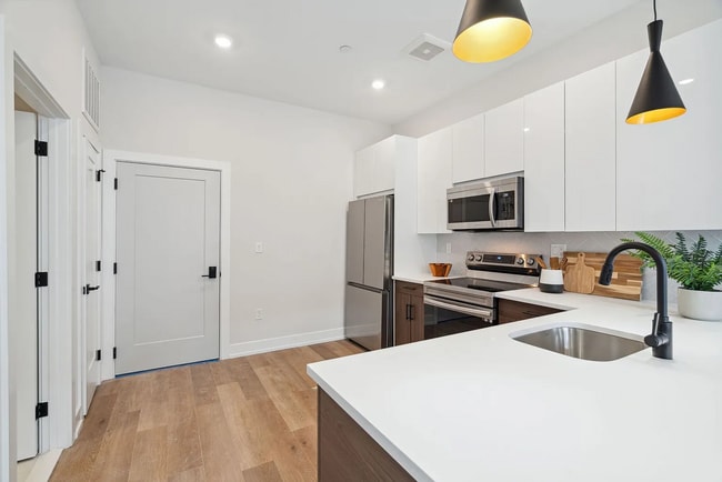 Foto del edificio - 720 W Thompson St