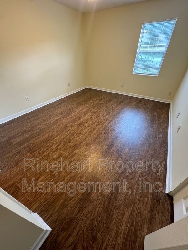 Building Photo - 1038 Park Meadow Dr