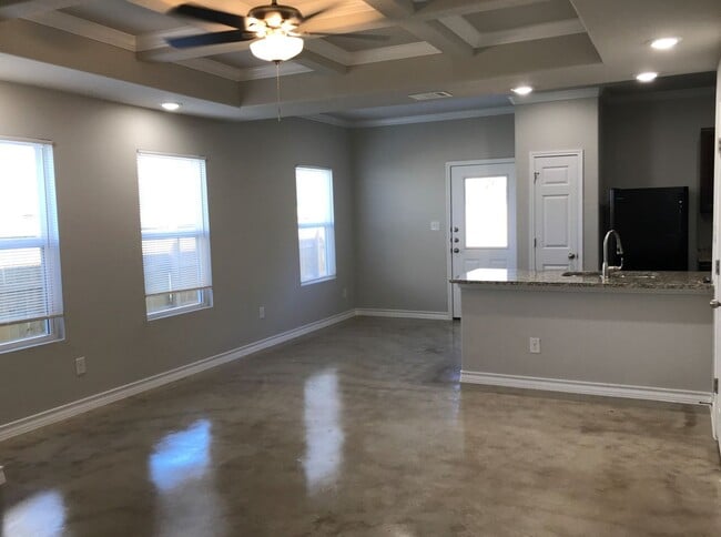 Photo - Town home for rent