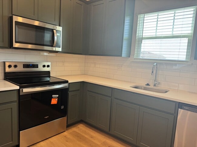 Foto del edificio - 5364 Spaderdock Ln