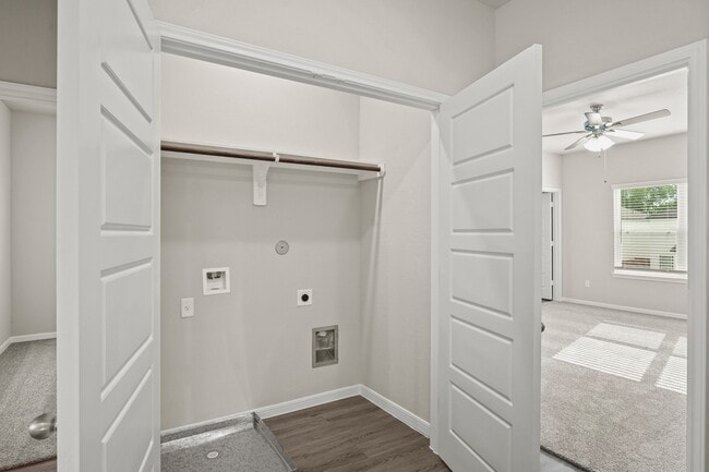 Building Photo - 3516 Lazy J Drive