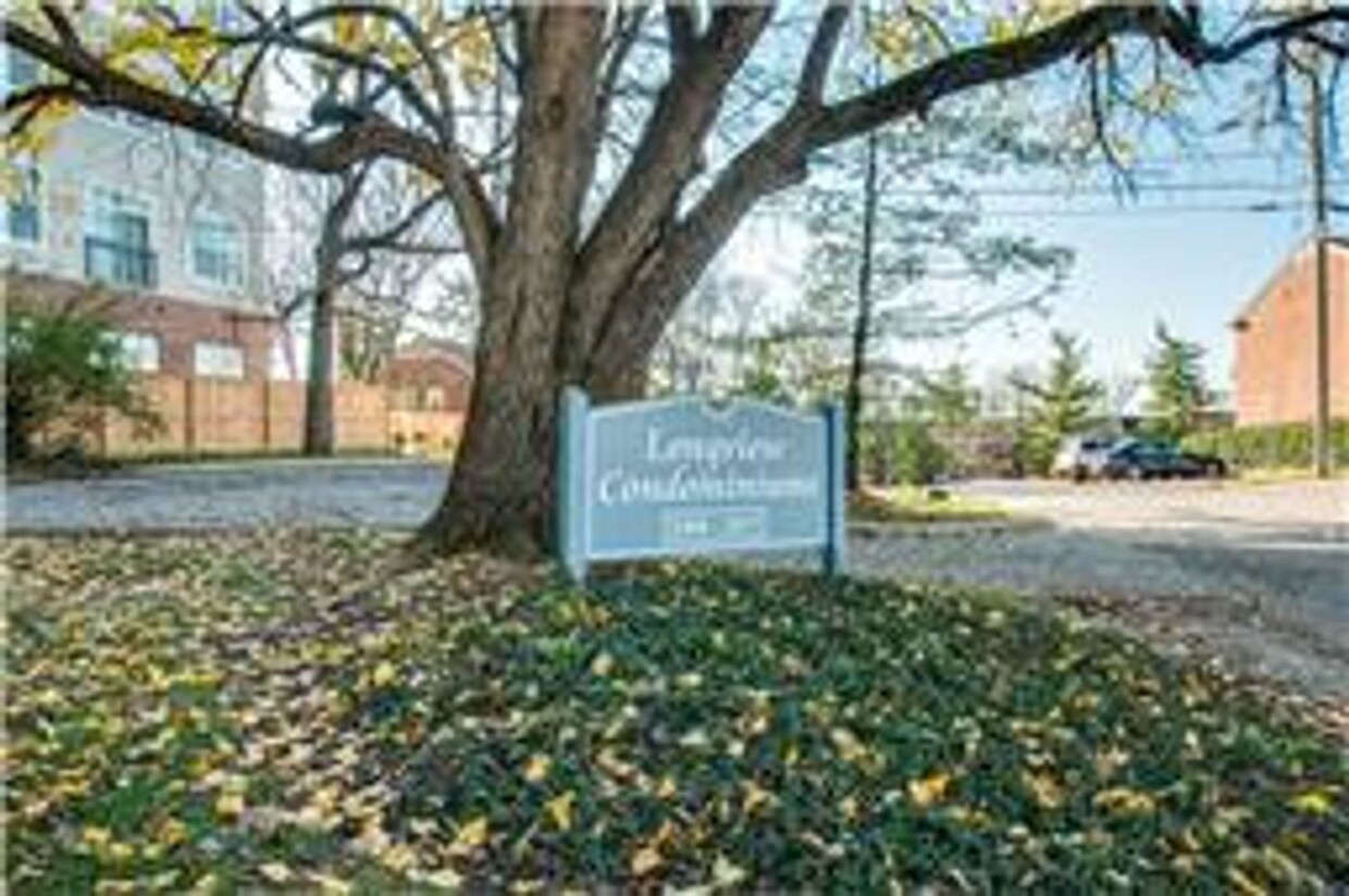 Foto principal - Great location close to West End Ave and M...