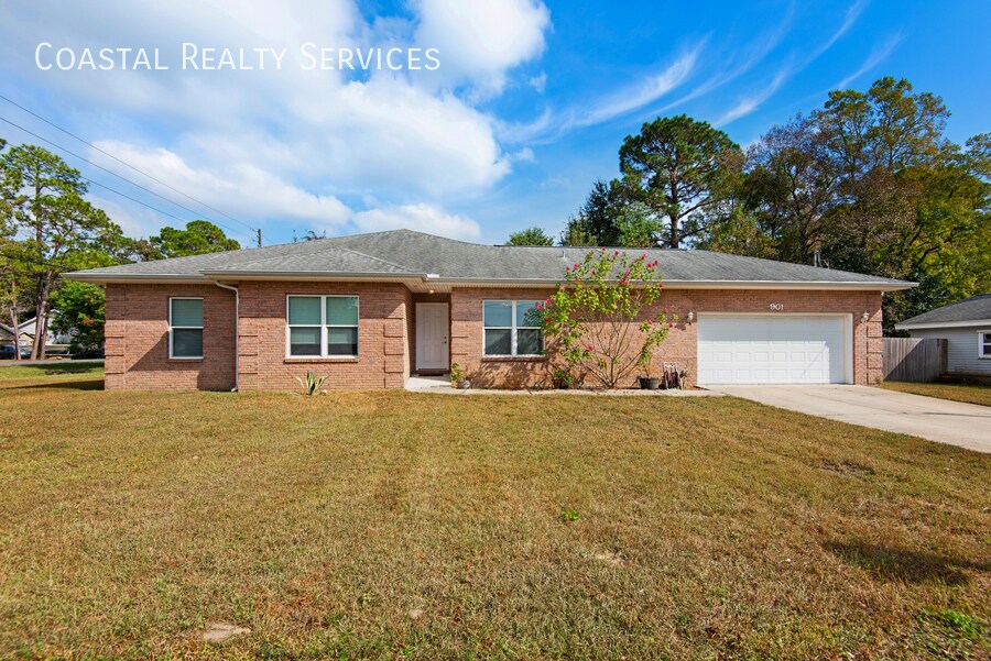 901 Nutmeg Ave House for Rent in Niceville, FL