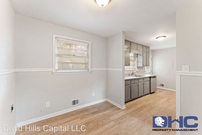Building Photo - 3 br, 1 bath House - 6258 Lynwood Dr