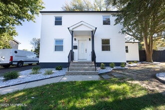 Building Photo - 537 Prospect Ave