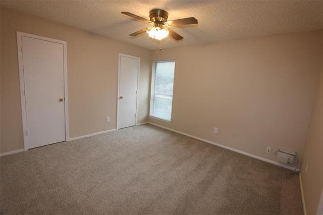 Foto del edificio - 5610 Brookview Ct