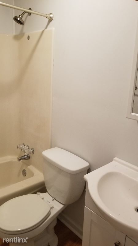 Building Photo - 3 br, 1 bath House - 245 Mcdowell Cir