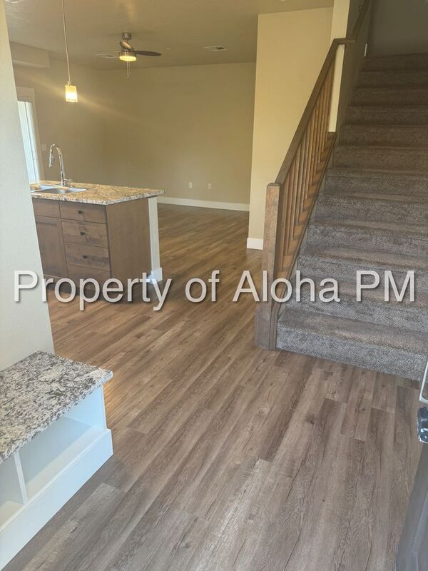 Building Photo - 3572 E Grand Forest Dr