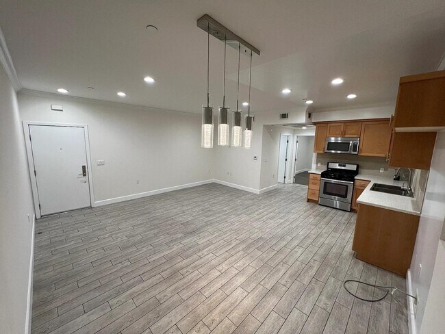 Foto del edificio - 7228 Amigo Ave