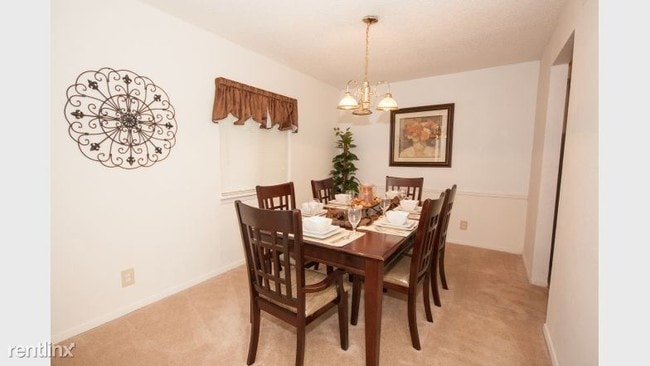 Building Photo - 4607 Peachtree Place Pky