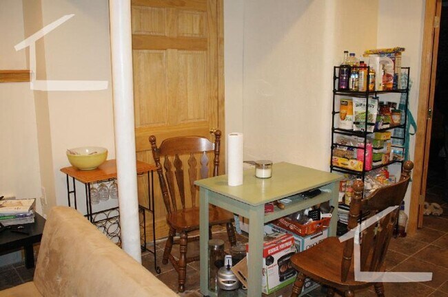 Building Photo - BROOKLINE 2BED NO FEE ON BEACON ST