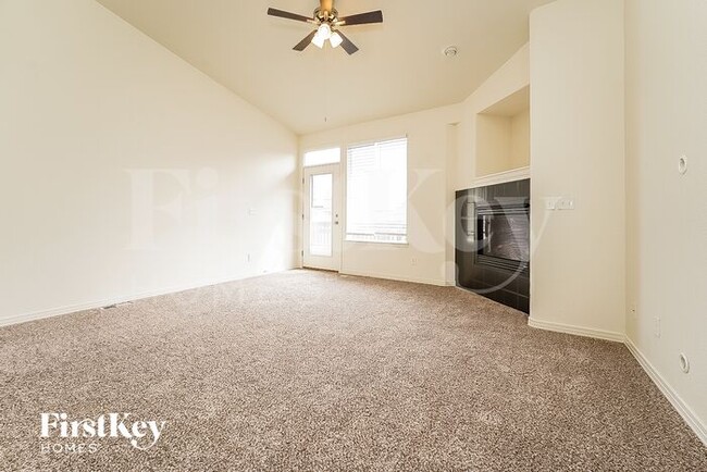 Foto del edificio - 10802 Barclay Ct