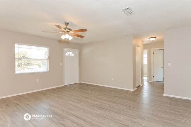 Building Photo - 3215 Joe Louis Dr