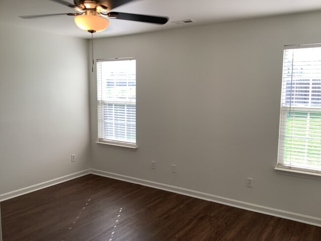 Foto del edificio - 3672 Watkins Ridge Ct