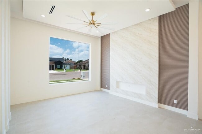 Building Photo - 36 Cottonwood St