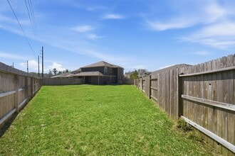 Building Photo - 25172 Pacific Wren Dr