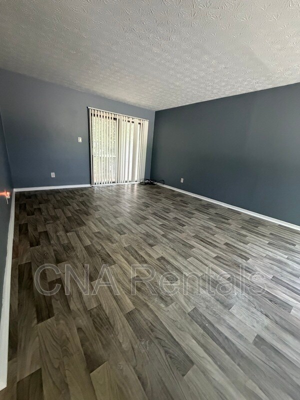 Foto del edificio - 949 Pine Oak Trail