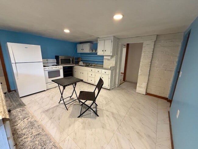 Photo - 1530 Spruce St Apartment