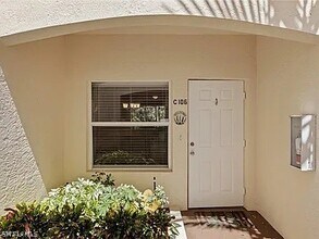 Building Photo - 1096 Woodshire Ln