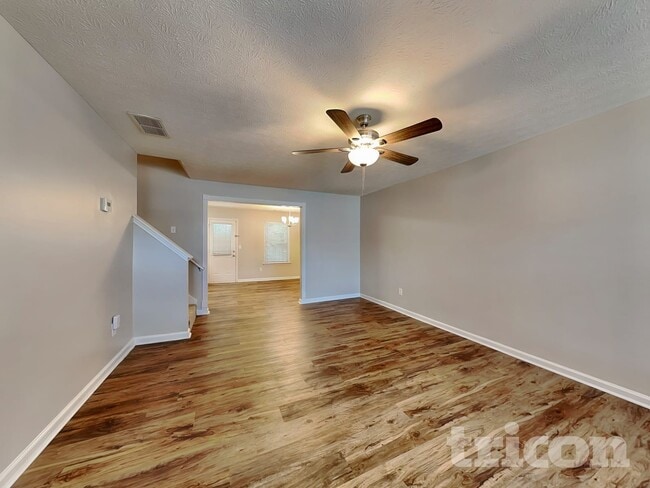 Building Photo - 3892 Alderwoods Dr