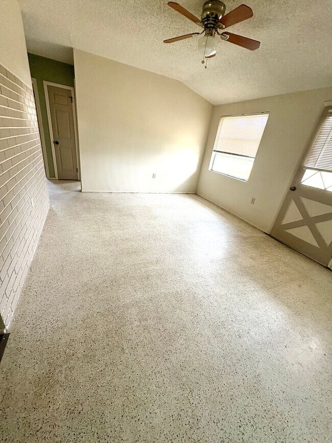 Foto del edificio - Cute 2 Bedroom Home in New Port Richey