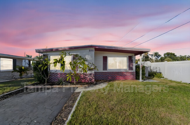 Photo - 5801 Emerson Ave S House