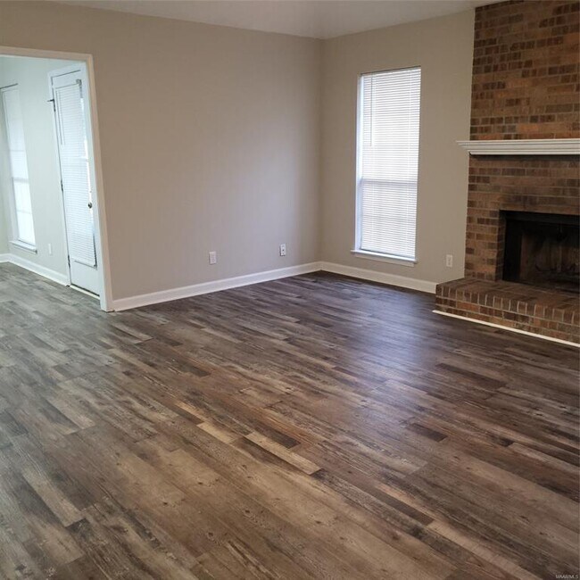 Building Photo - 6057 Arbor Glen Dr