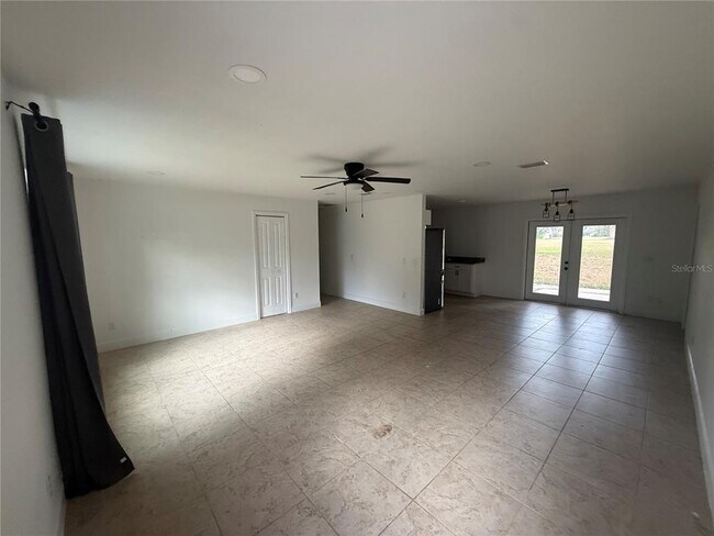 Foto del edificio - 859 CR 541