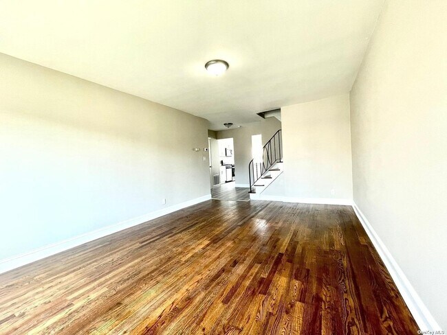 Foto del edificio - 235-33 148th Ave